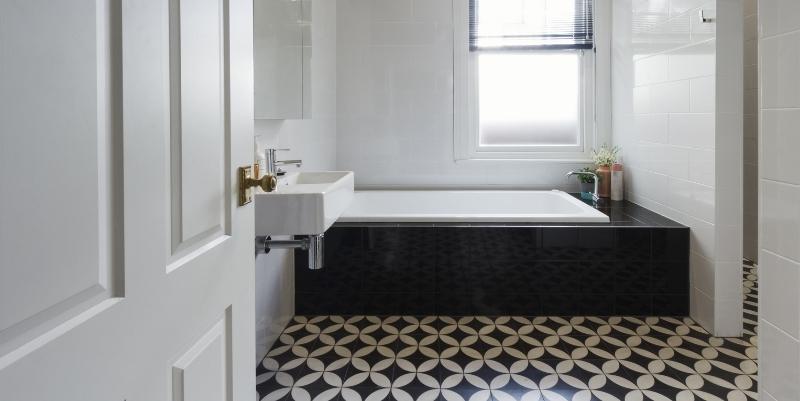 Geometric and Linear Bathroom Tile Design 13 Geometric and Linear Bathroom Tile Design