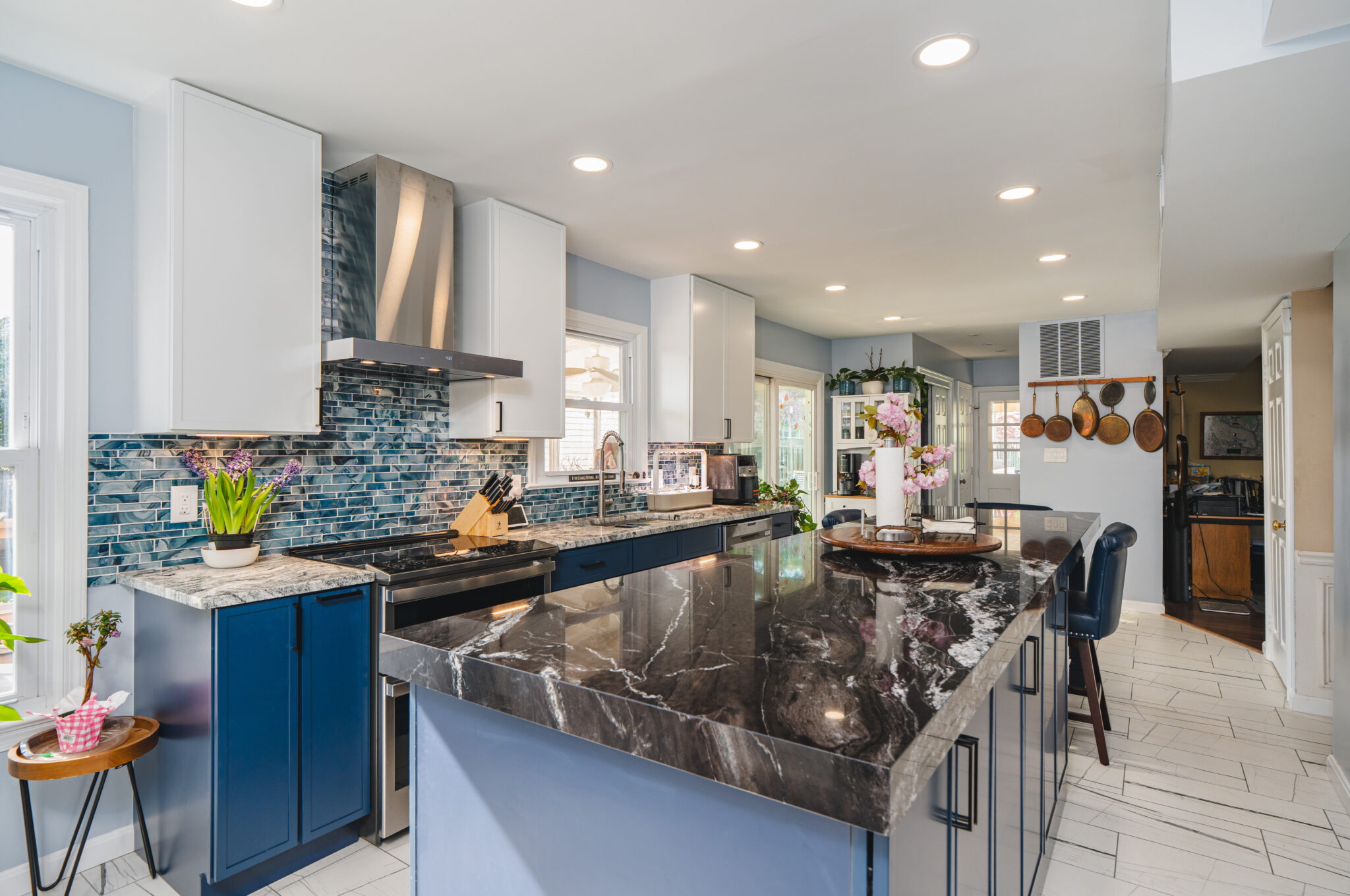 Contemporary Transitional Kitchen Remodel in Alexandria, VA by BST Design & Build - Elkridge Showroom project photo